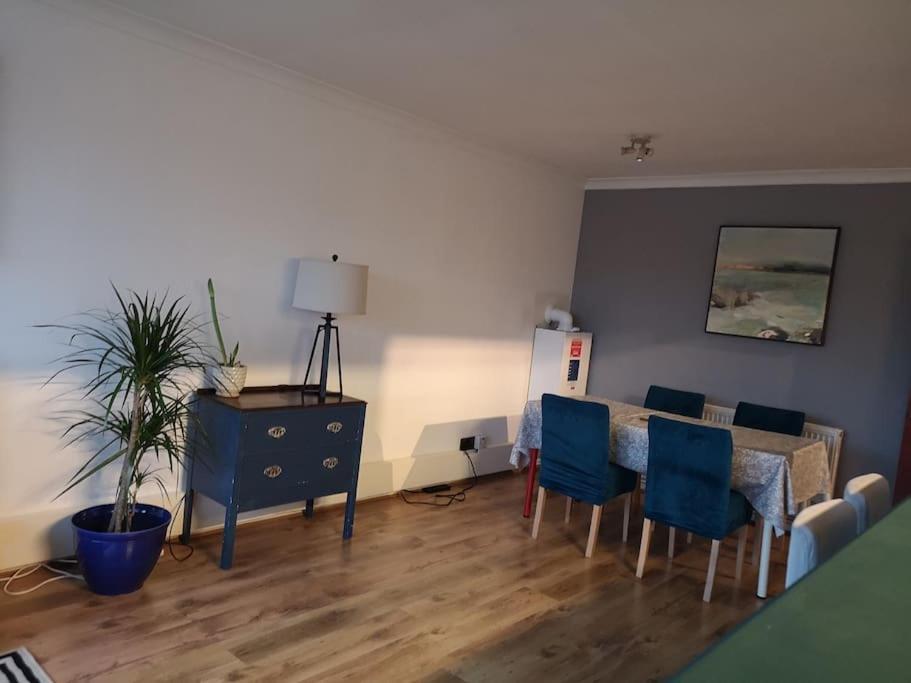2 Bed Flat, Bounds Green, Piccadilly Line, London N11 Zewnętrze zdjęcie