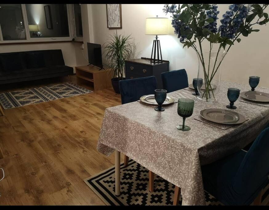 2 Bed Flat, Bounds Green, Piccadilly Line, London N11 Zewnętrze zdjęcie