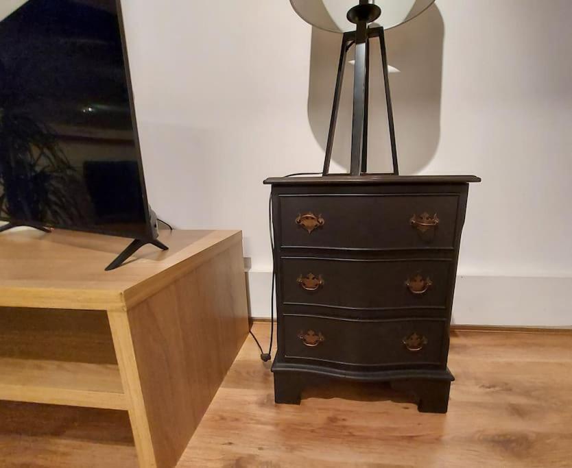 2 Bed Flat, Bounds Green, Piccadilly Line, London N11 Zewnętrze zdjęcie