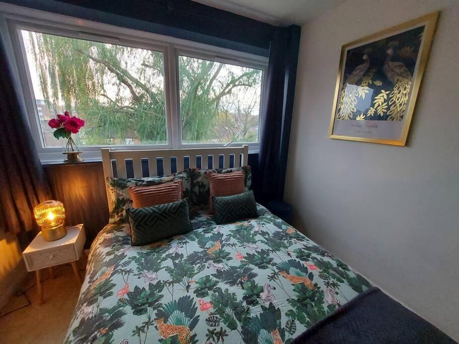2 Bed Flat, Bounds Green, Piccadilly Line, London N11 Zewnętrze zdjęcie